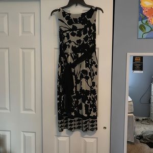 Dress Barn black and white dress size 6